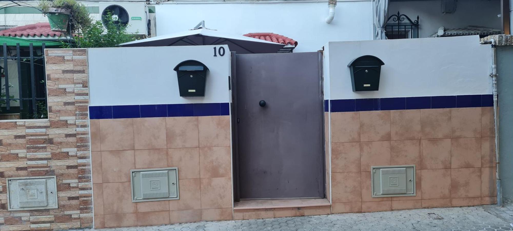 Apartamento Turistico Ciudad Jardin - Nervion. Севилья Экстерьер фото